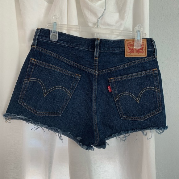 Levi’s 501 shorts in dark pacific - Picture 4 of 4